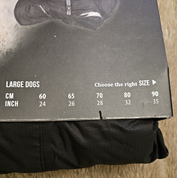NEW in packaging Hurtta Summit Parka winter coat for dogs in size 28 - Picture 7 of 12
